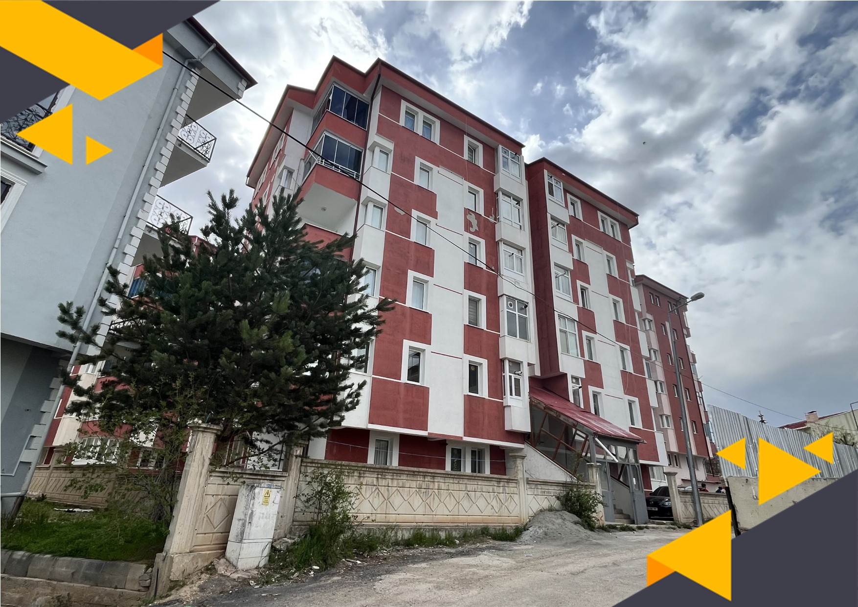 DORA - EĞİTİM KURUMLARINA YAKIN GENİŞ 3+1 KİRALIK DAİRE