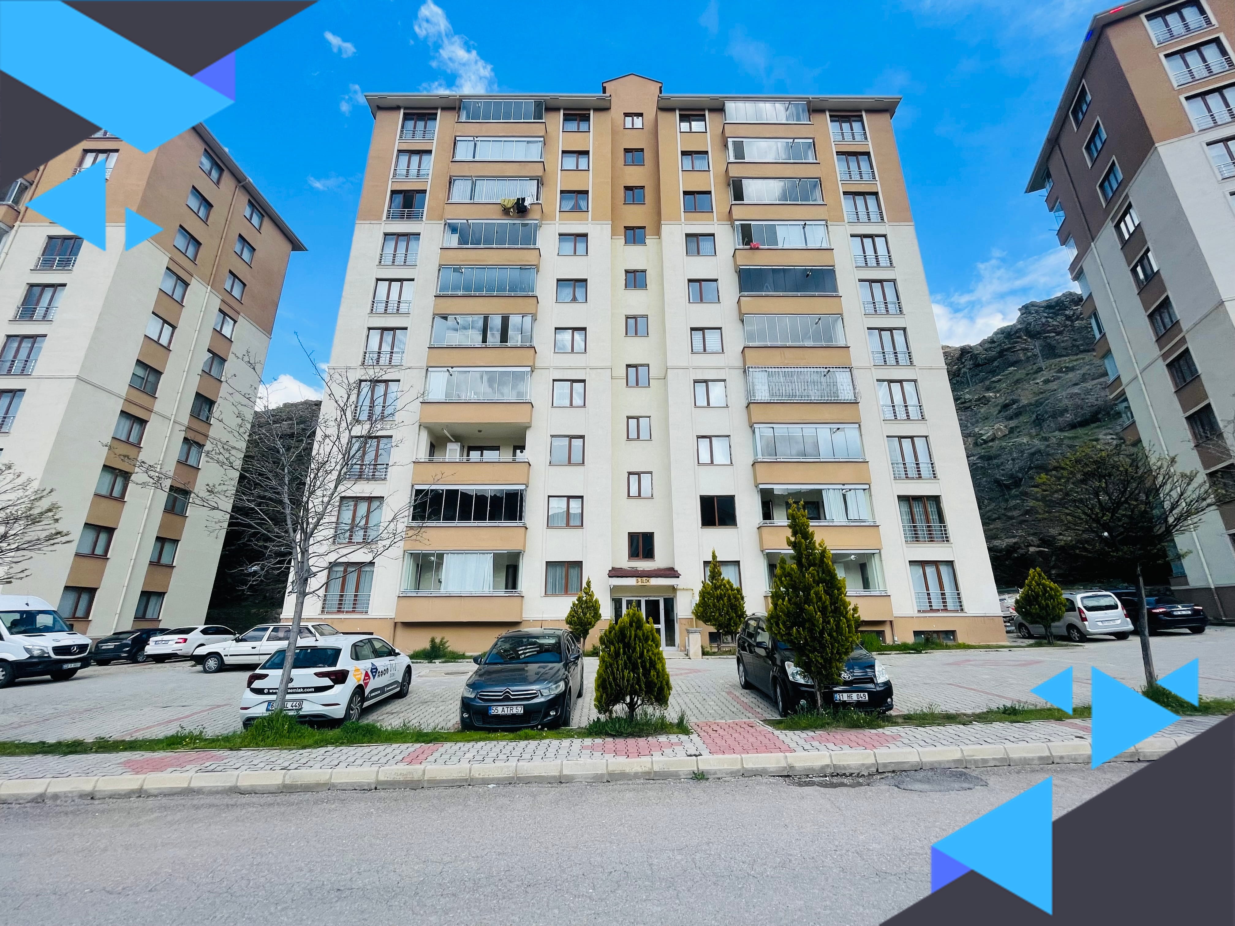 GÜNEY CEPHE MERKEZİ KONUM KAÇIRILMAYACAK 3+1 SATILIK DAİRE