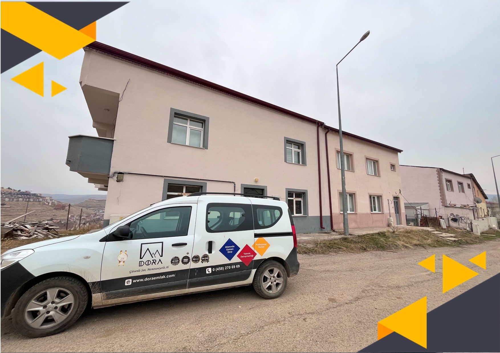 DORA'DAN ESENTEPE MAHALLESİNDE FIRSAT GENİŞ 2+1 KİRALIK DAİRE