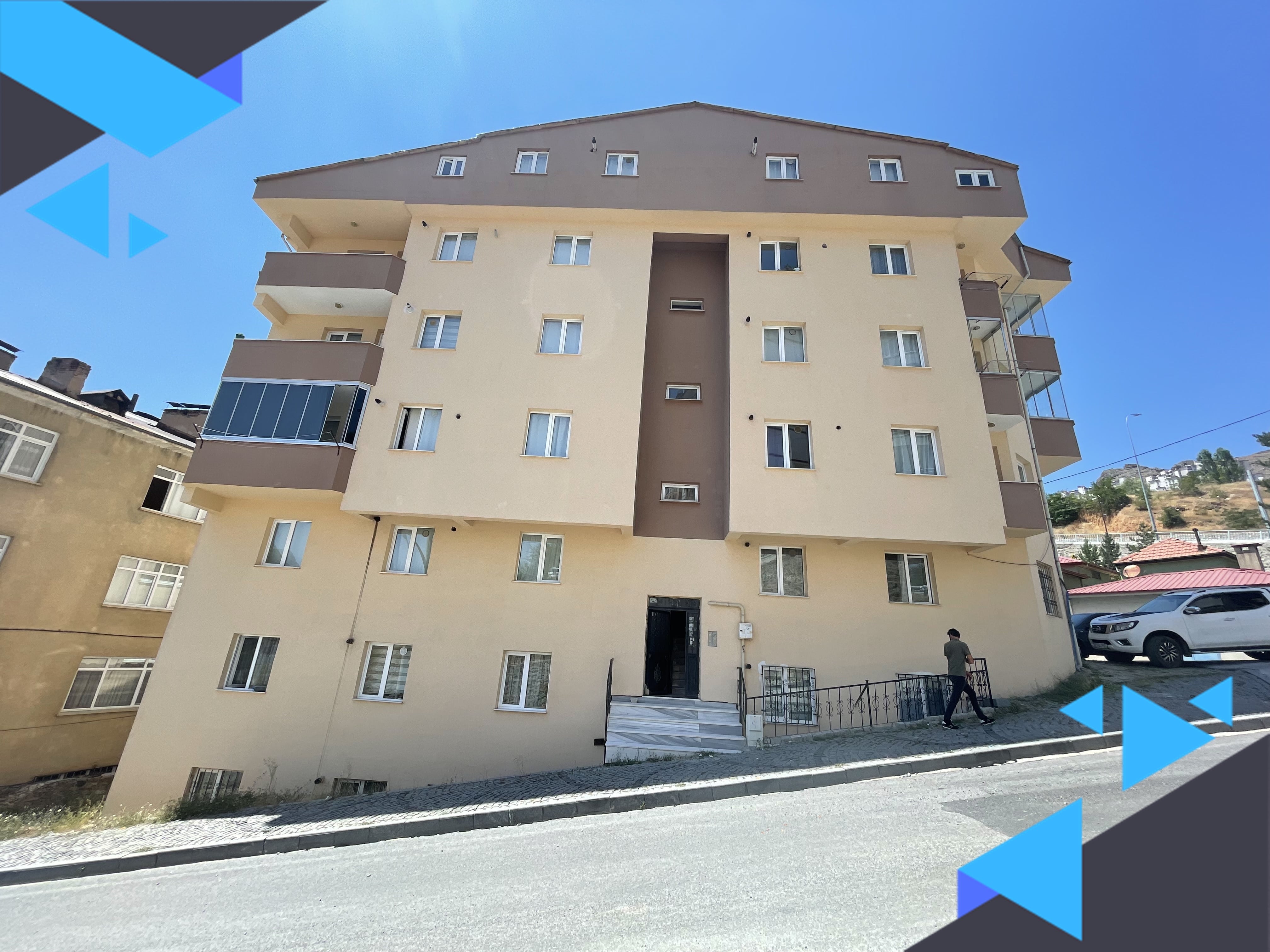 İL SAĞLIK MÜDÜRLÜĞÜ KARŞISI 3+1 UYGUN FİYATLI DAİRE