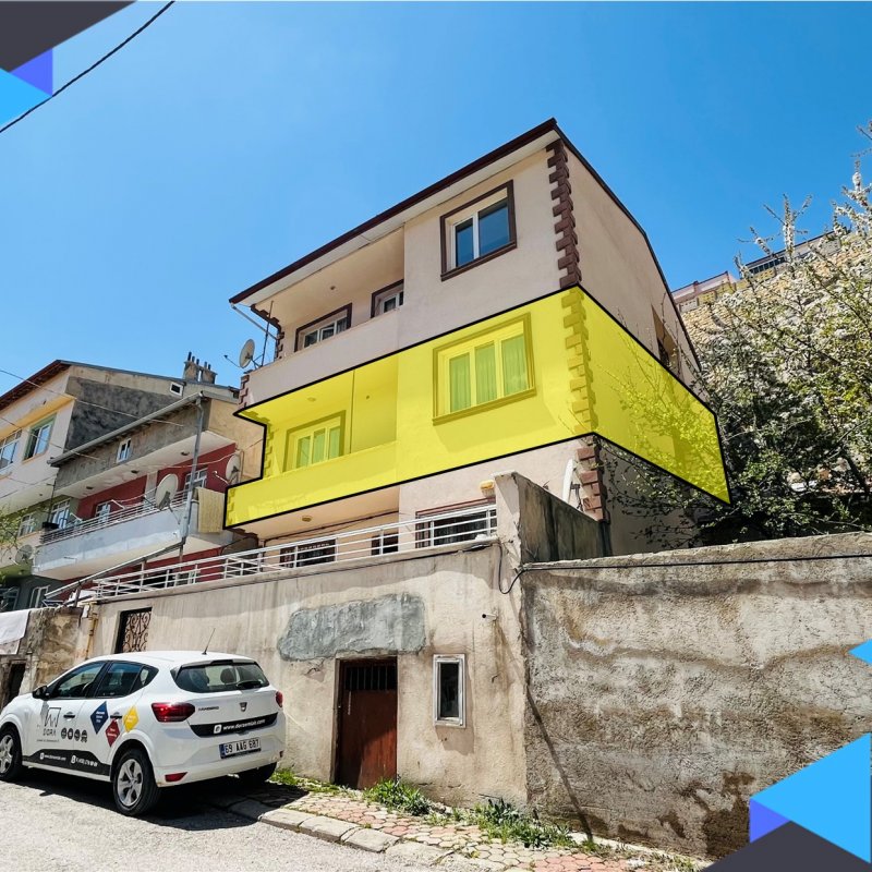 ŞEHİR MERKEZİNE YAKIN AYRI GİRİŞLERE SAHİP SATILIK 3+1 DAİRE