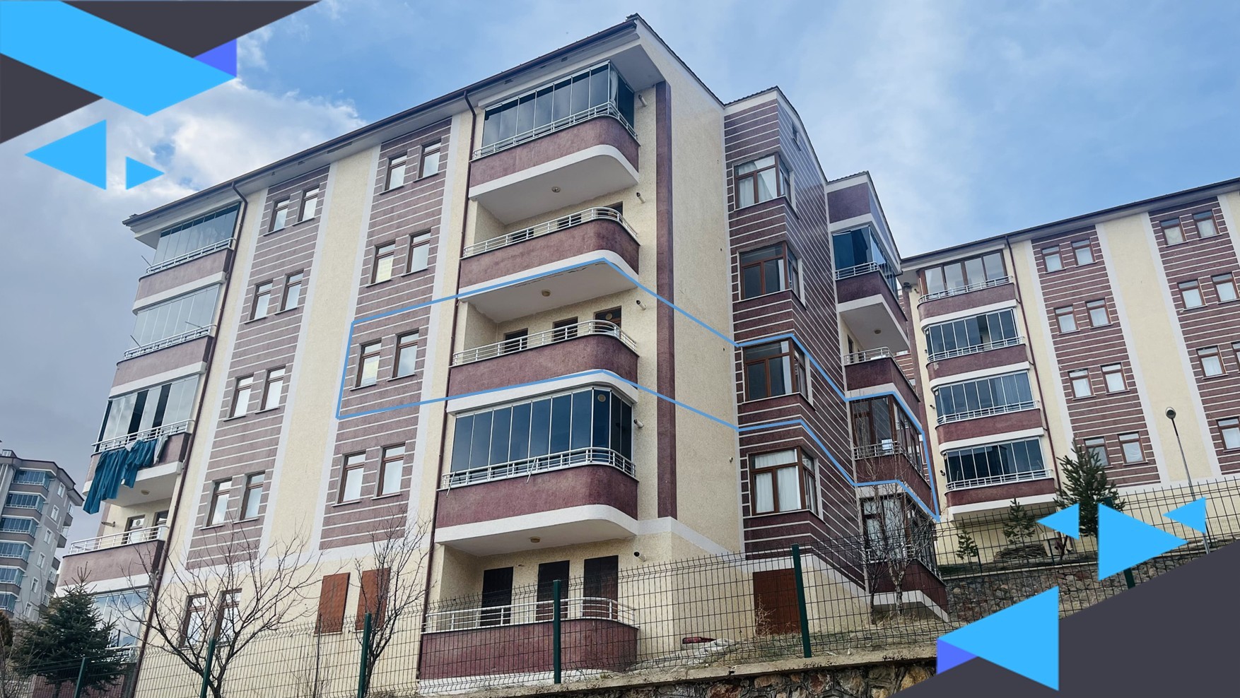 DORA - ŞİNGAH MAHALLESİNDE GENİŞ VE FERAH 3+1 ARA KAT, 3 CEPHELİ FIRSAT DAİRE