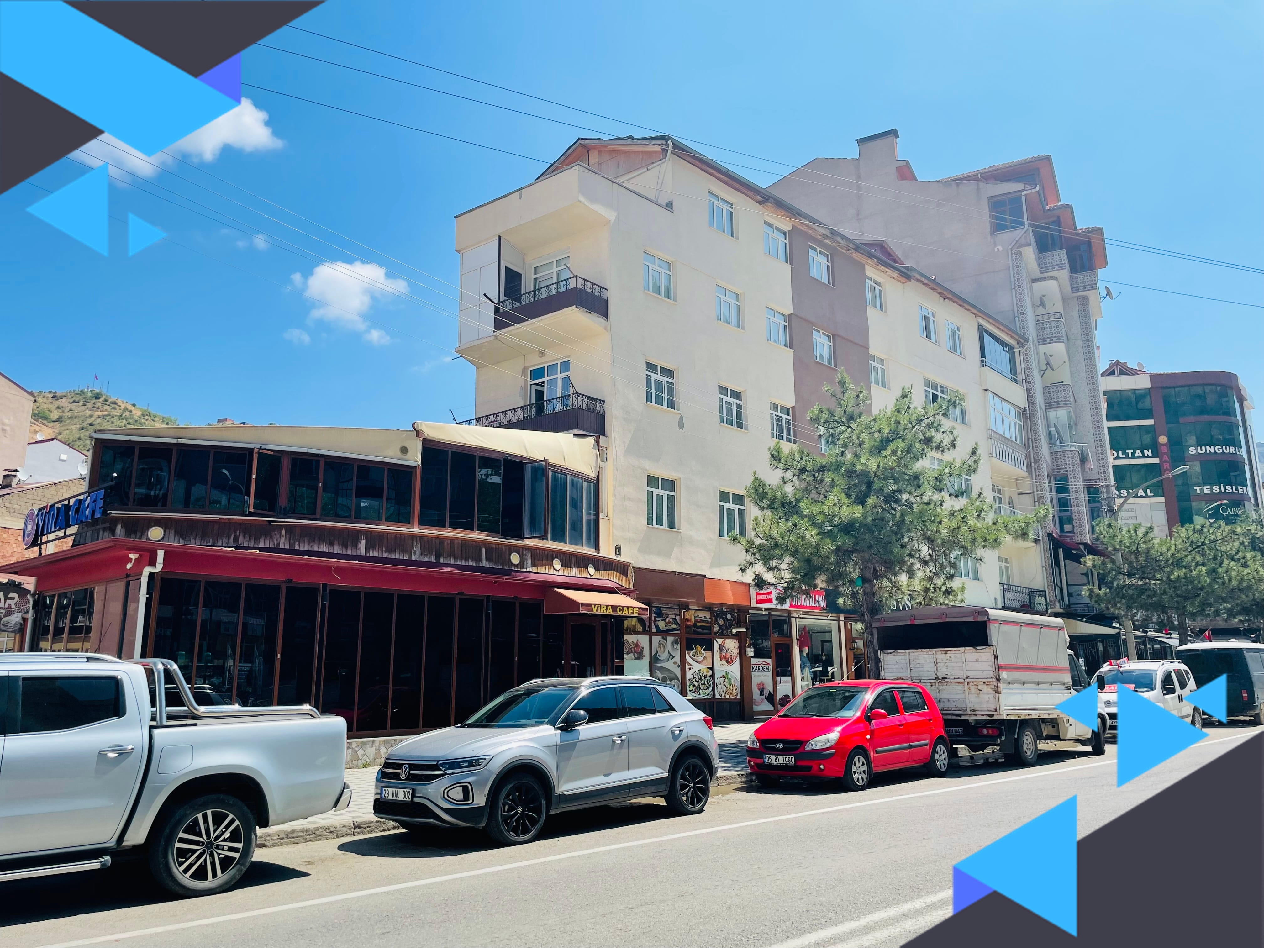DORA'DAN ÇARŞININ GÖBEĞİNDE SATILIK 2+1 DAİRE