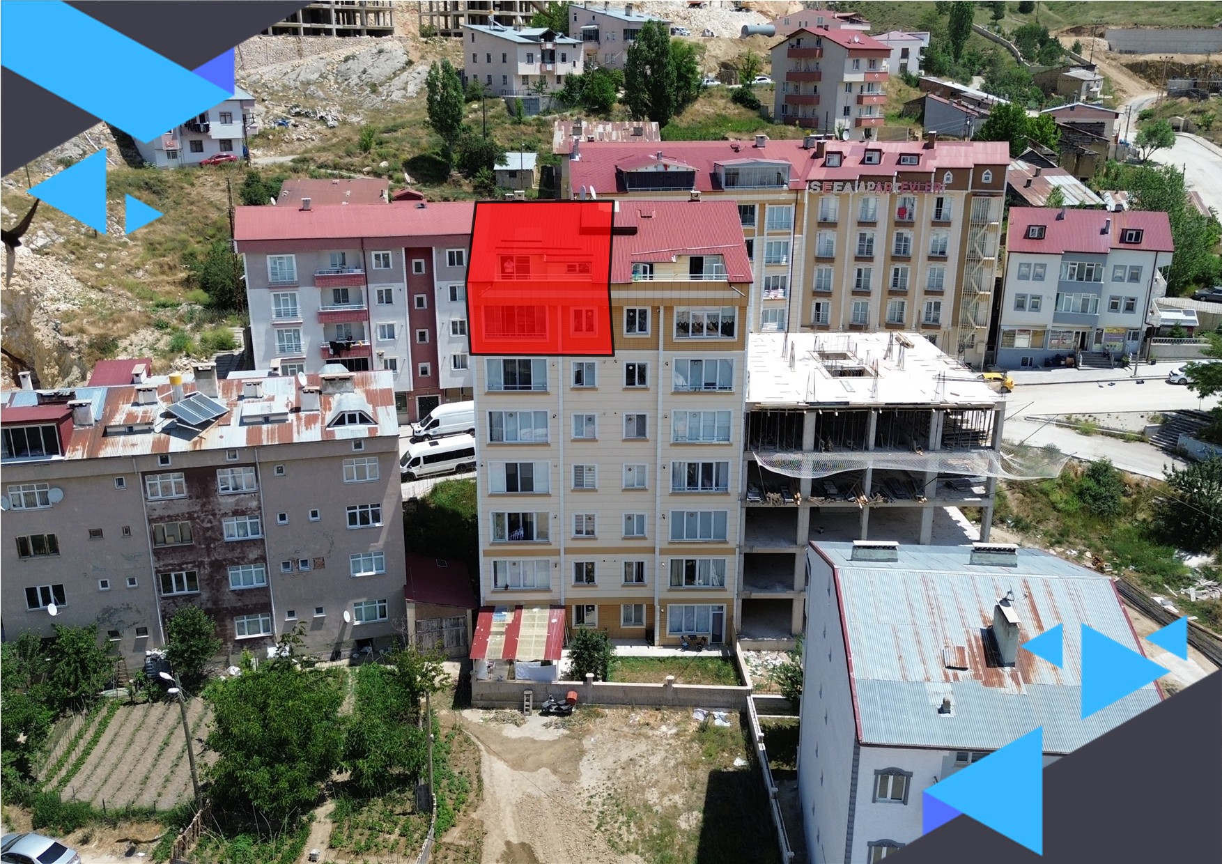 DORA - ŞEHİR MERKEZİNDE ŞEHİR MANZARALI DUBLEKS DAİRE 