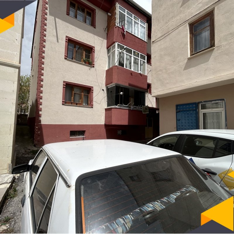 MERKEZİ LOKASYON 2+1 GENİŞ KİRALIK DAİRE