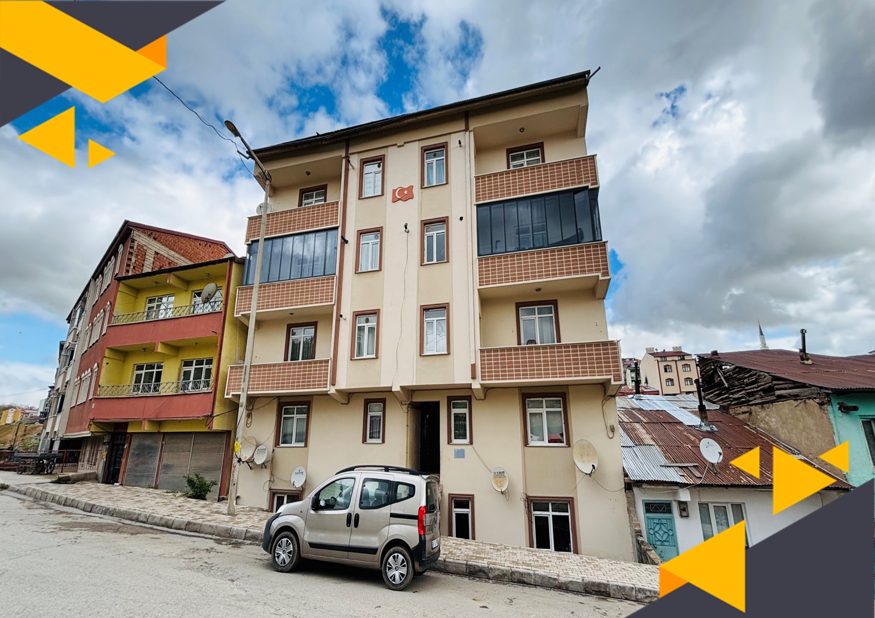 DORA - TUZCUZADE MAHALLESİ YENİ PAZARIN YANI 3+1 FERAH DAİRE