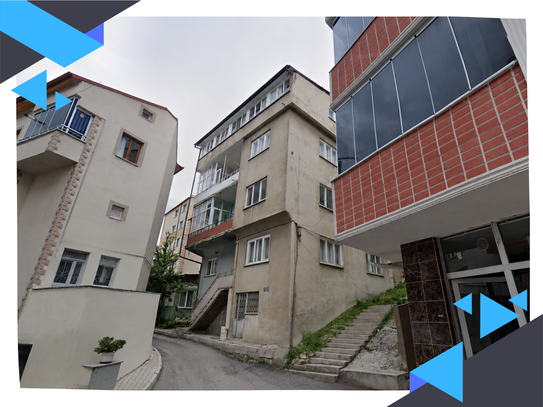 DORA - MERKEZİ LOKASYONDA FIRSAT FİYATA FIRSAT 2+1 SATILIK DAİRE