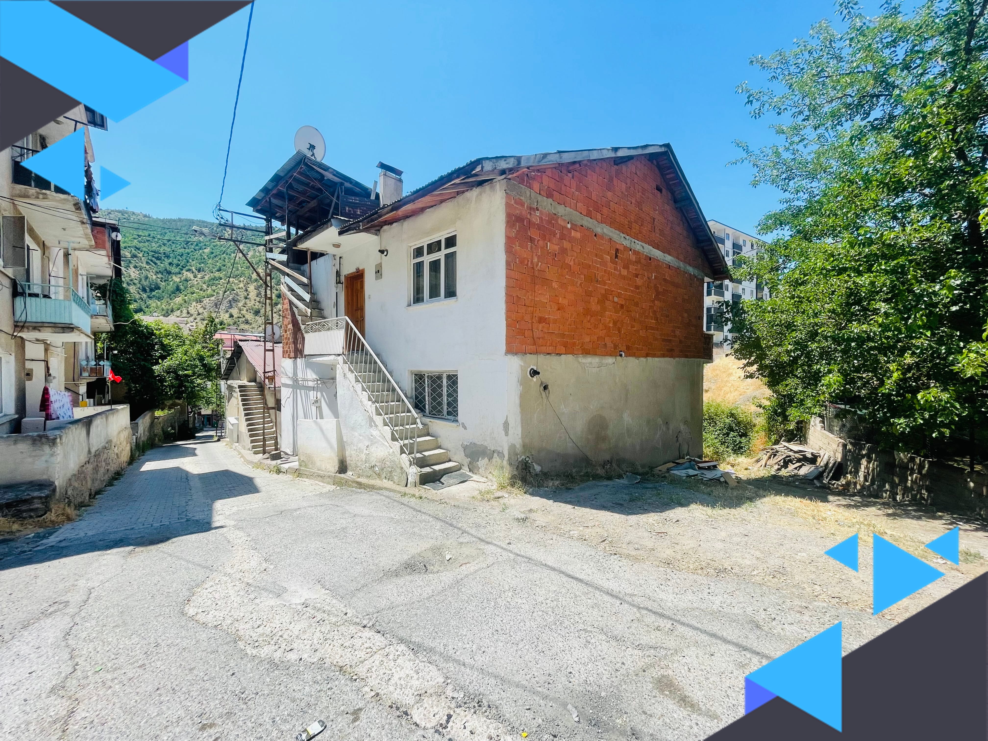 DORA'DAN MERKEZİ KONUMDA UYGUN FİYATLI SATILIK 3+1 DAİRE